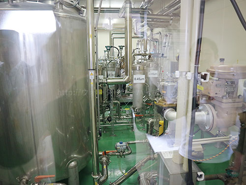 プレミアムウォーター富士吉田工場の水処理室