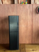 aiさんプレミアムウォーター「オーラ ウォーターサーバー」ブラックの正面